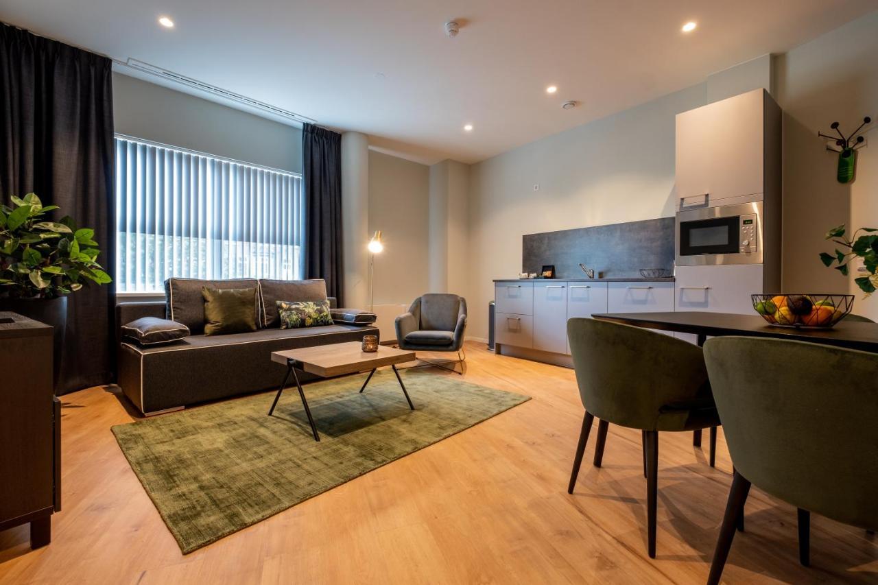 Roarmond Nero Office Hotel & City Cafe מראה חיצוני תמונה