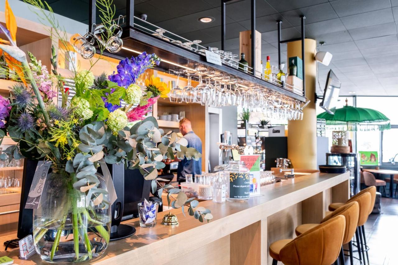 Roarmond Nero Office Hotel & City Cafe מראה חיצוני תמונה