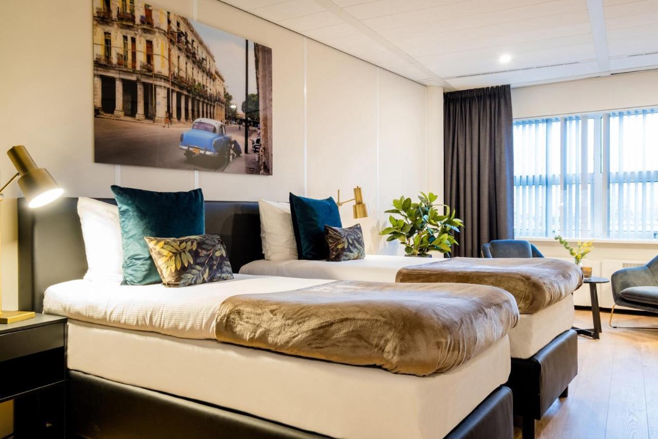 Roarmond Nero Office Hotel & City Cafe מראה חיצוני תמונה