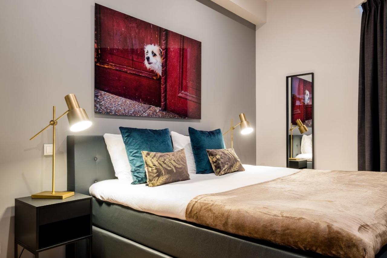Roarmond Nero Office Hotel & City Cafe מראה חיצוני תמונה