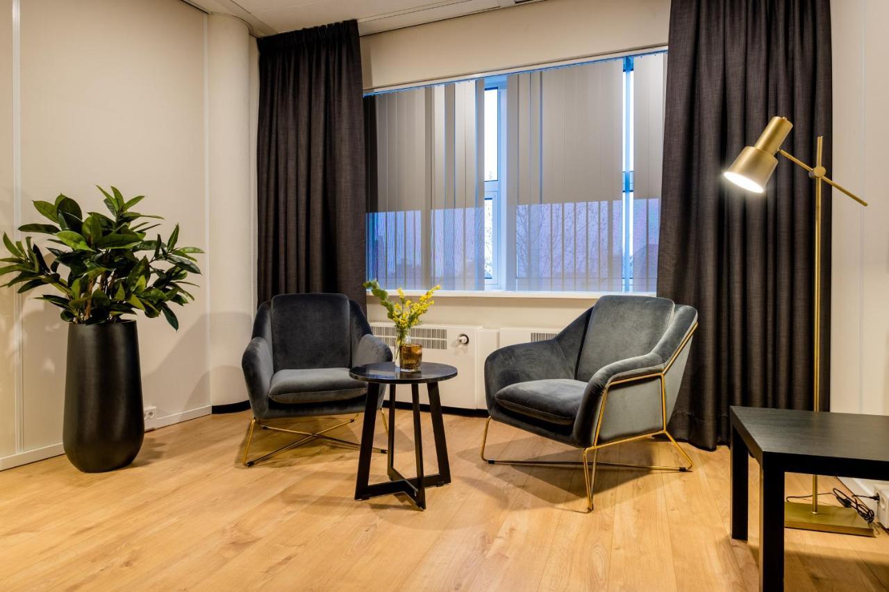 Roarmond Nero Office Hotel & City Cafe מראה חיצוני תמונה